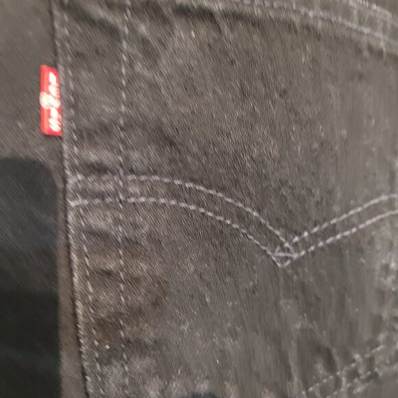 Levis 512*High Rise* Slim Fit* Tapered Leg - Picture 8 of 9